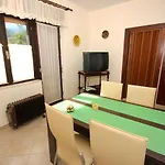 Arbanija 9423a Apartment Trogir