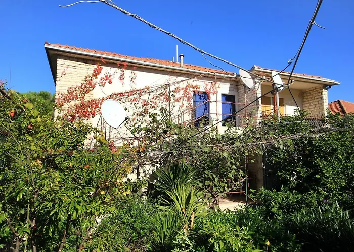 公寓 Arbanija 9423a 特罗吉尔